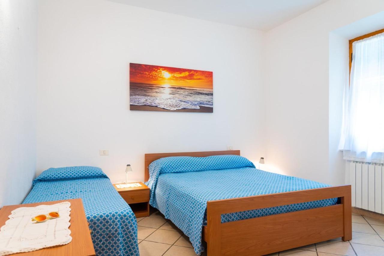 Appartamento Passeggiata Al Mare 坎普码港 外观 照片
